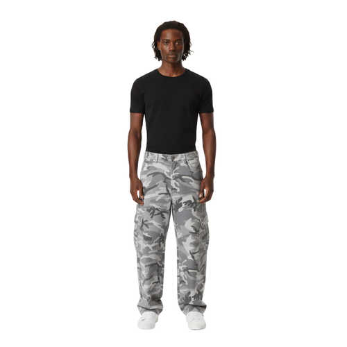 THE CAMO WIDE-LEG PANTS