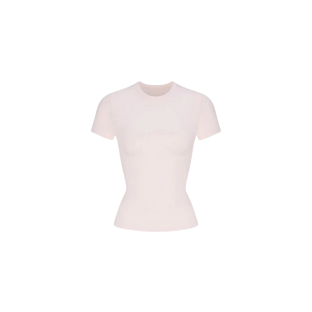 THE ARIA ESSENTIAL TEE