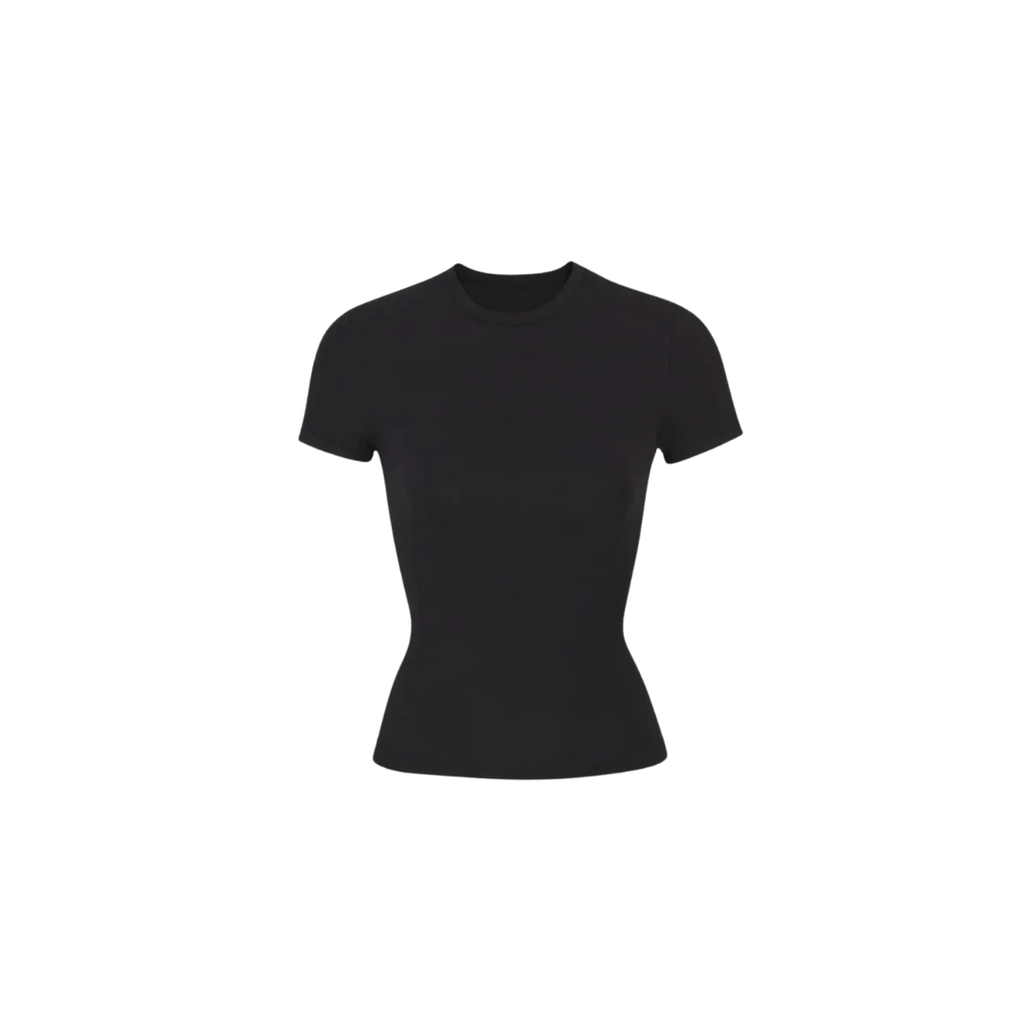 THE ARIA ESSENTIAL TEE