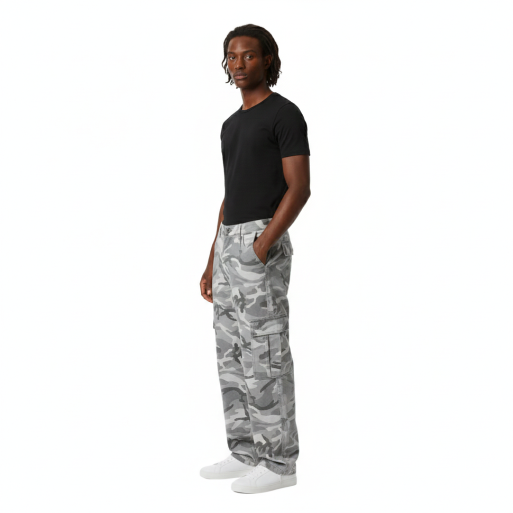 THE CAMO WIDE-LEG PANTS