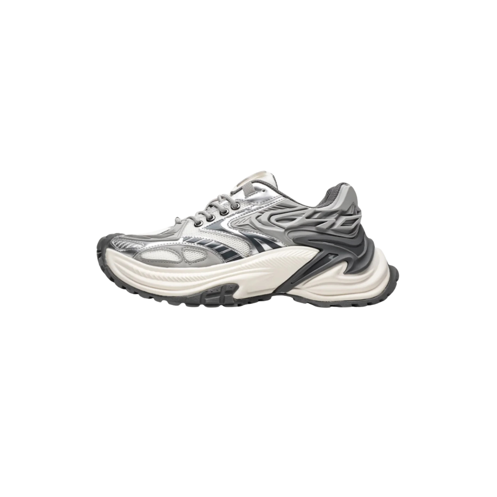 THE TECH RUNNER