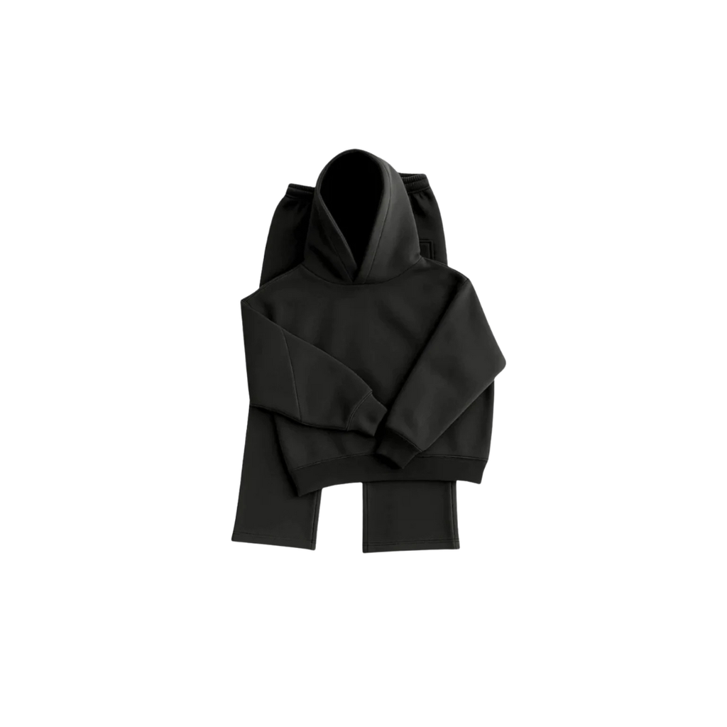 THE MINIMAL TRACKSUIT