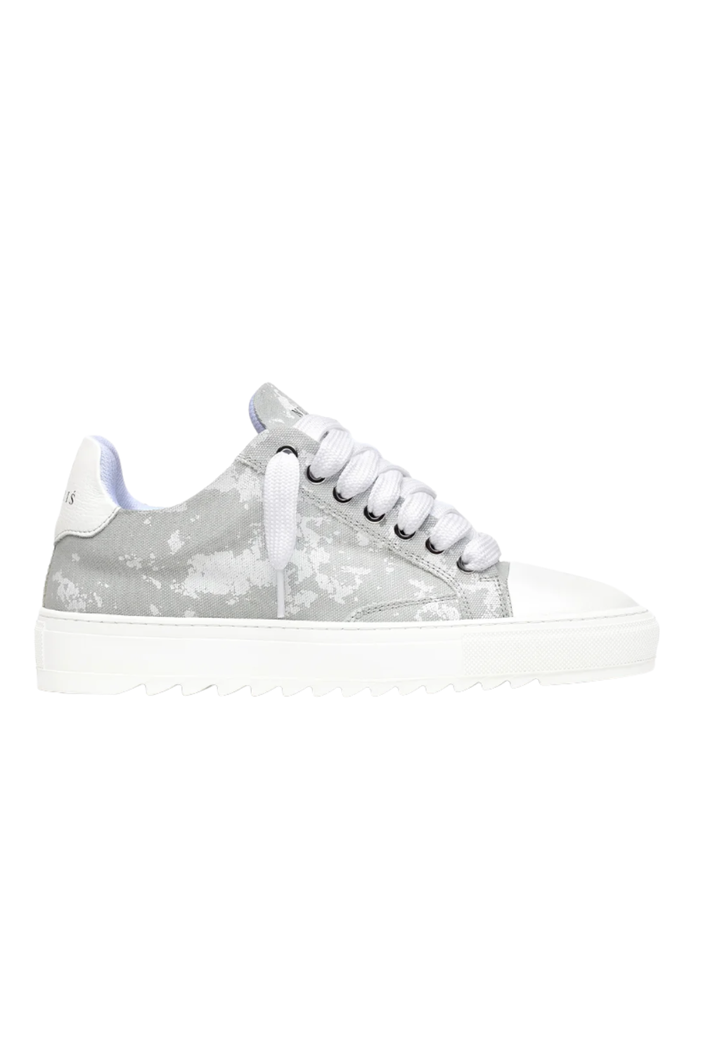 THE CHUCK SNEAKERS