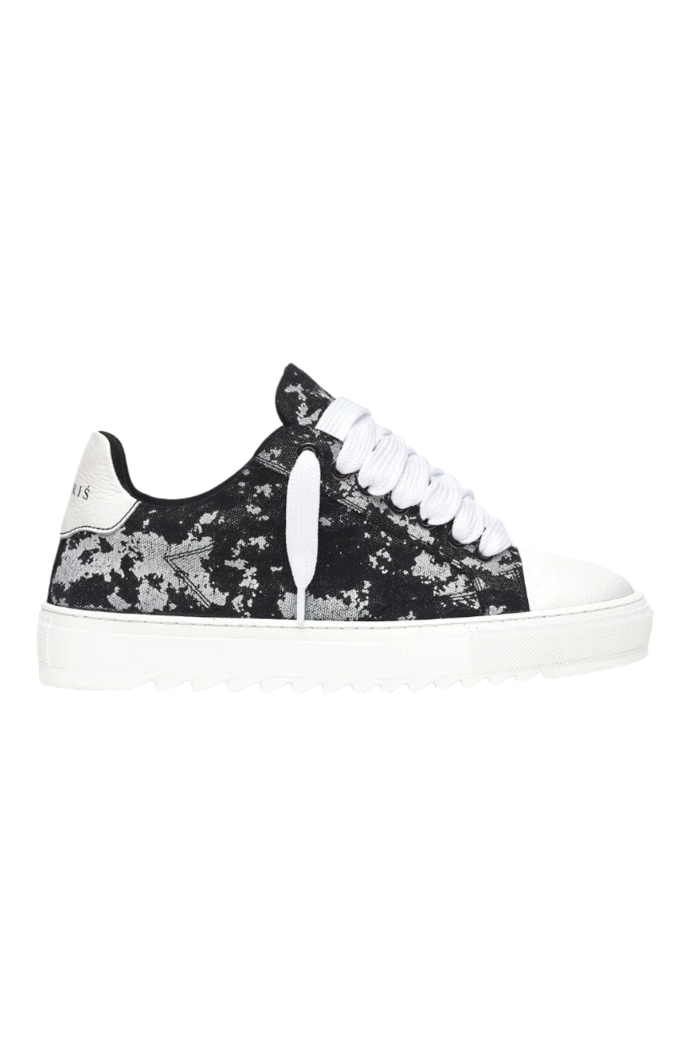 THE CHUCK SNEAKERS