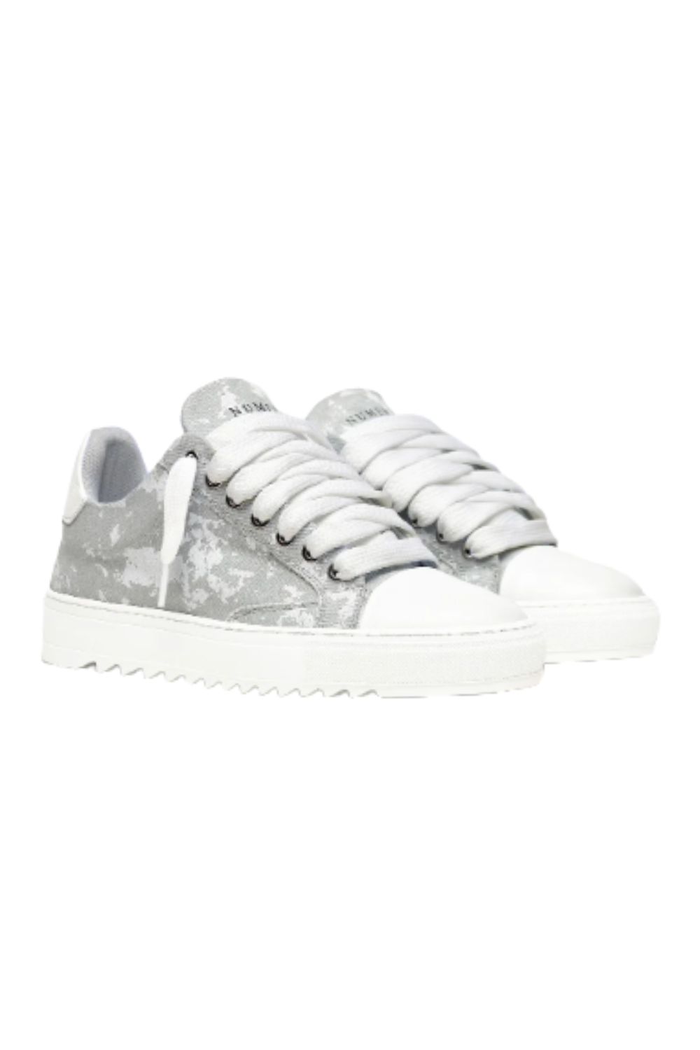 THE CHUCK SNEAKERS