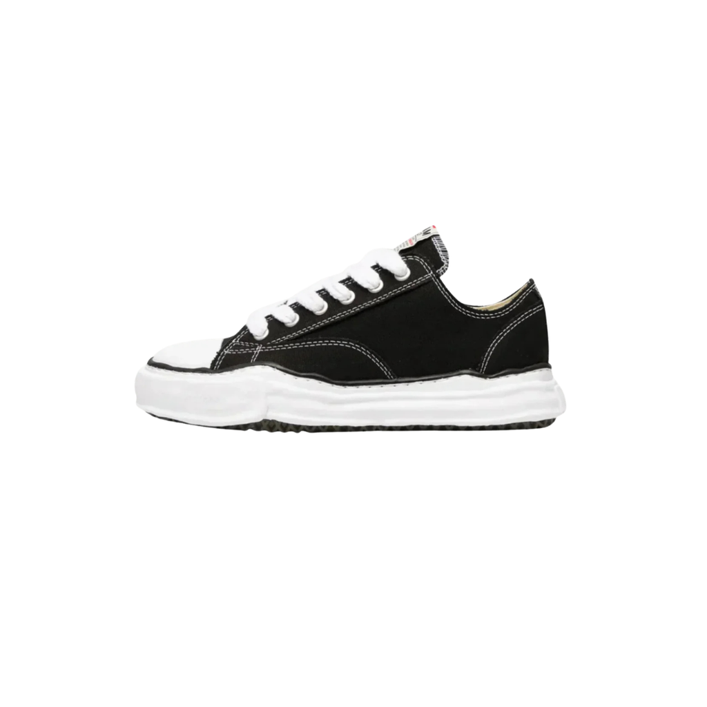 THE STREET LOW SNEAKER