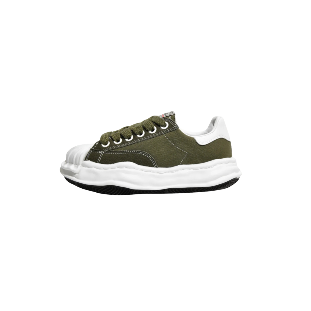 THE WAVE SOLE SNEAKER