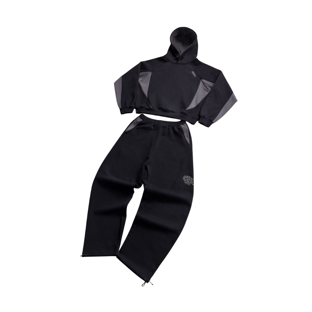 THE APEX TRACKSUIT