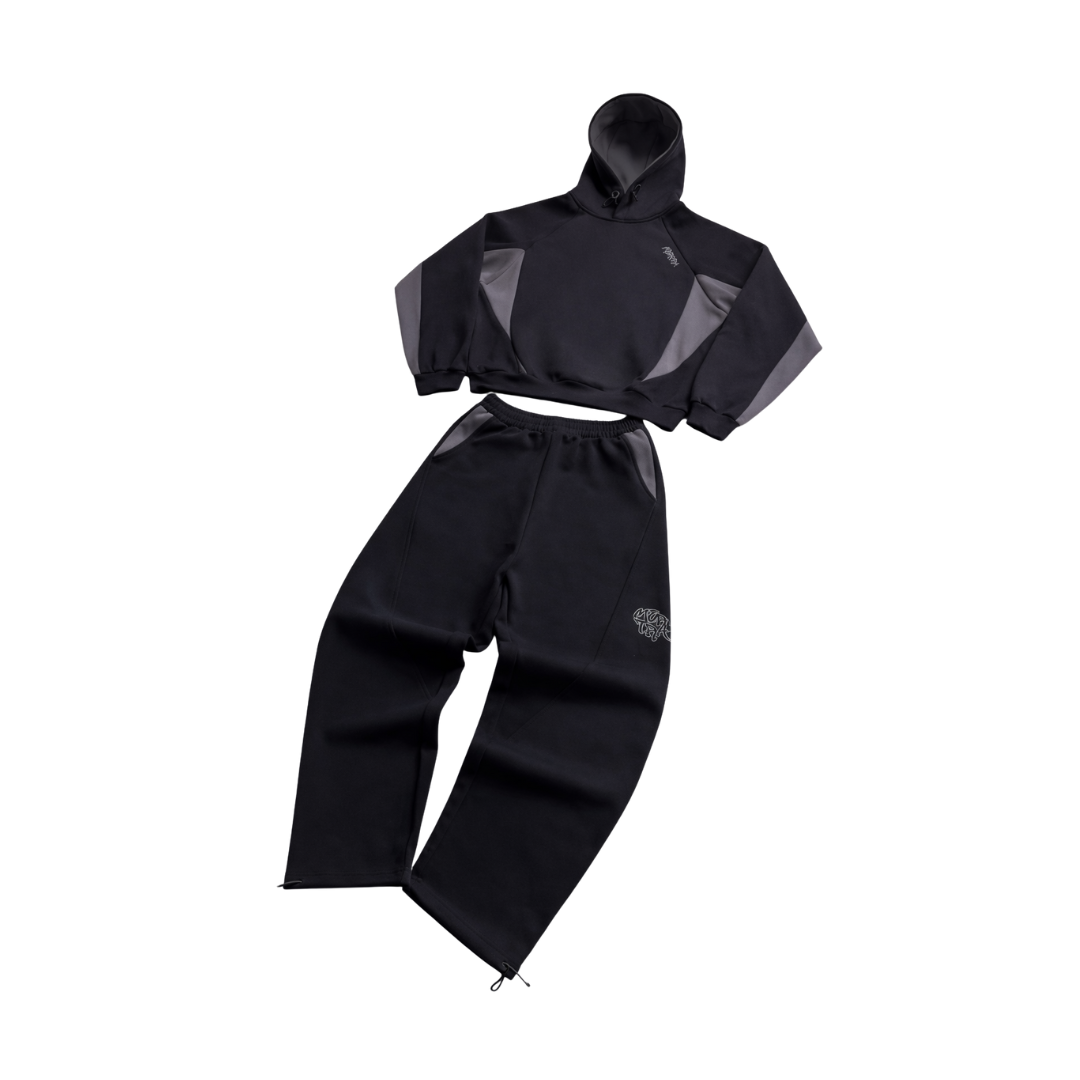 THE APEX TRACKSUIT