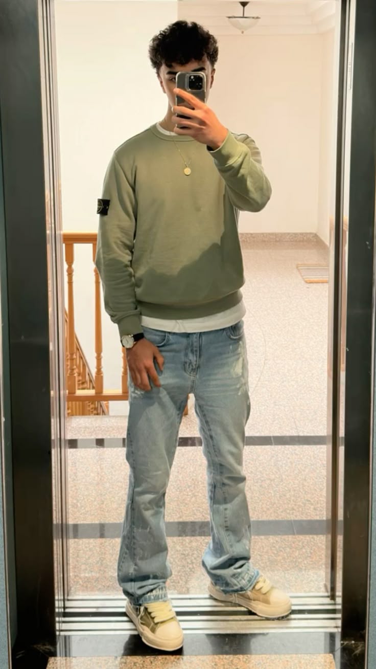 THE STONE CREWNECK