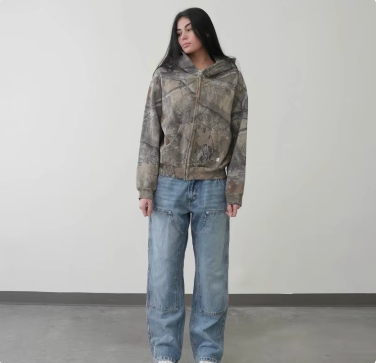 THE AKIMBO TRACKSUIT