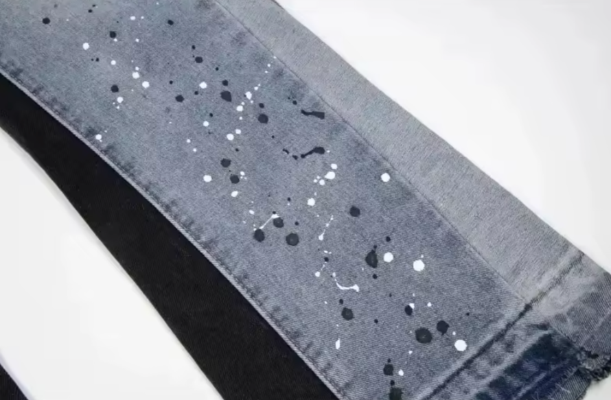 THE SPRAY FLARED JEANS