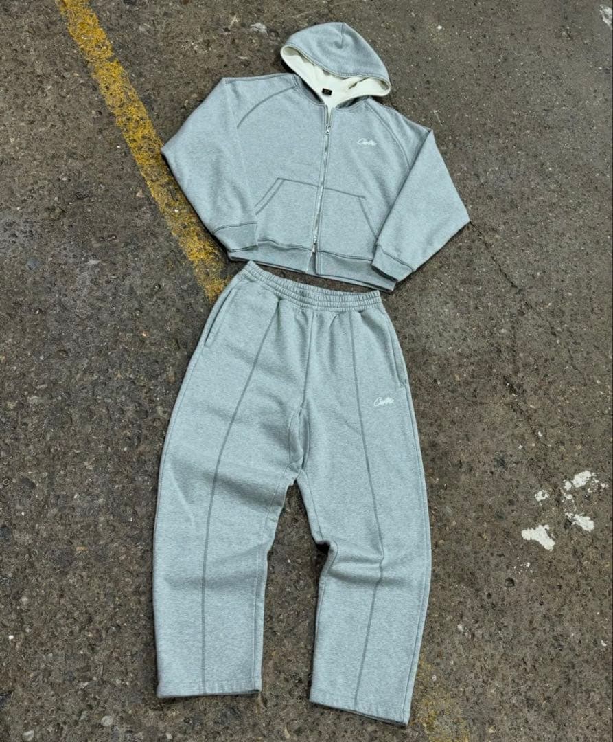 THE ISLAND BASIC TRACKSUIT